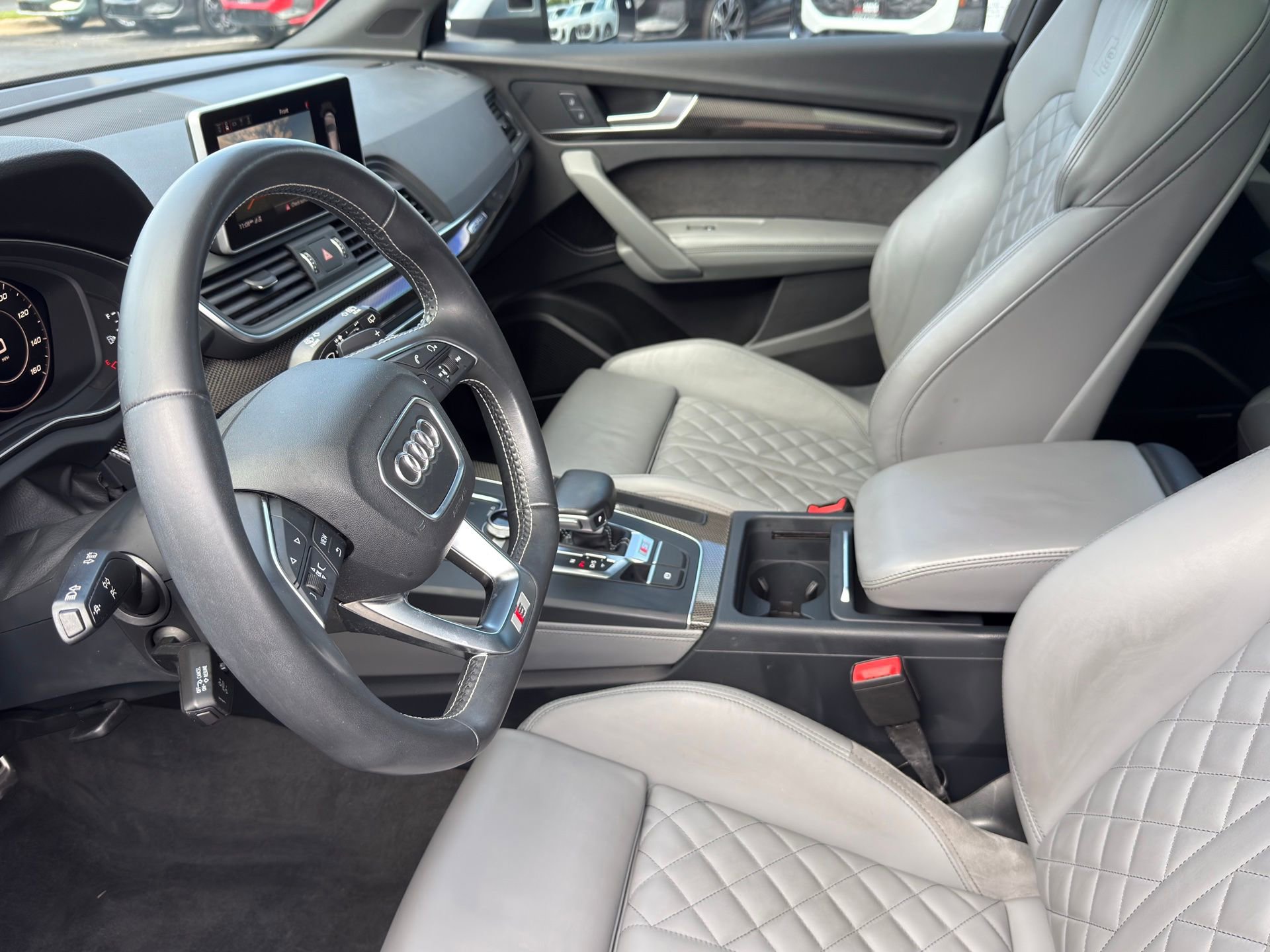 Used 2018 Audi SQ5 Prestige AWD/4WD image 8