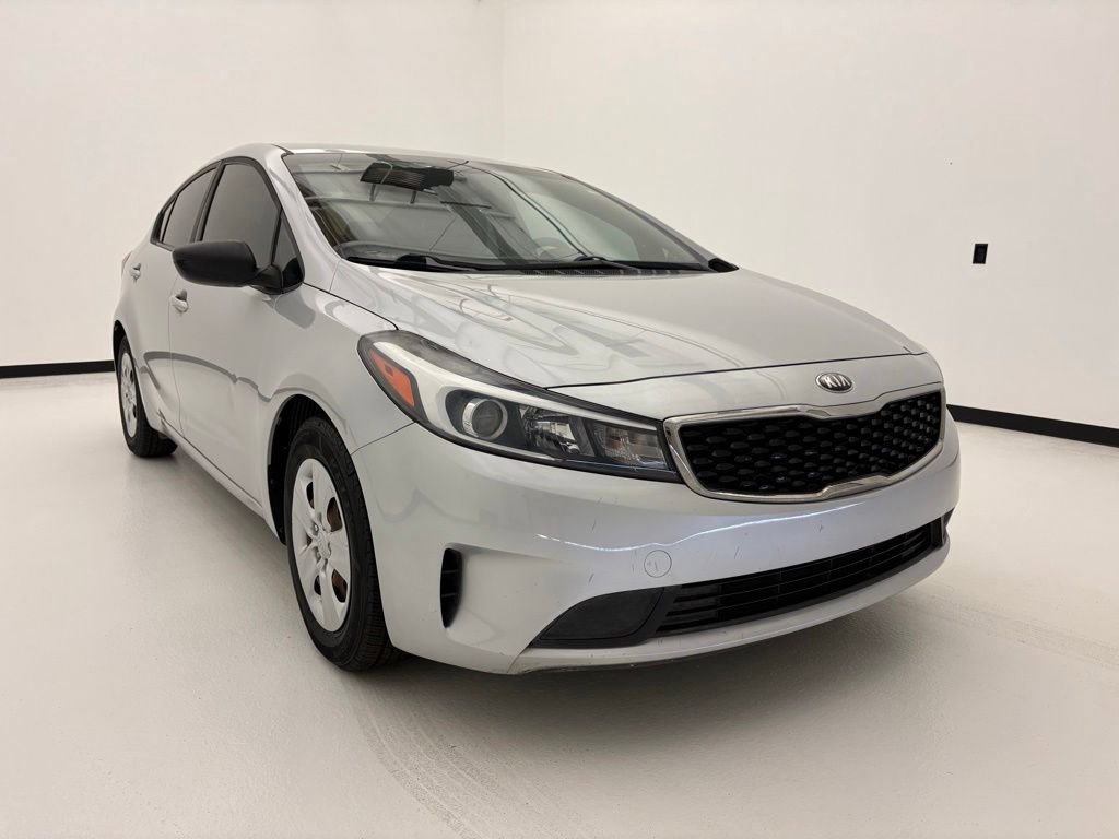 Used 2018 Kia Forte LX w/ LX Popular Package FWD image 9
