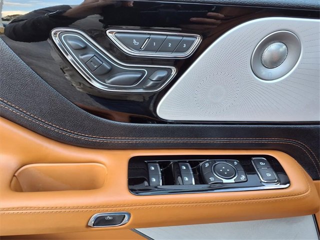 Used 2022 Lincoln Aviator Black Label w/ Dynamic Handling Package image 8