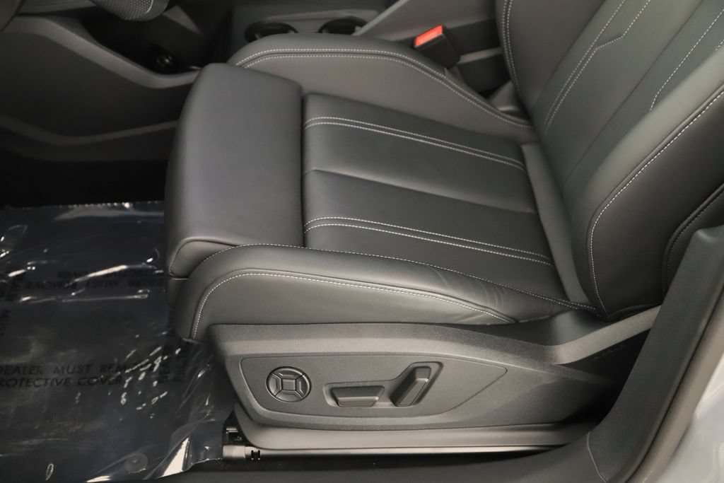 Certified 2024 Audi Q4 e-tron Premium Plus w/ Premium Plus AWD/4WD image 25