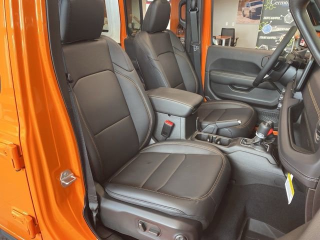 New 2025 Jeep Wrangler Sahara image 24