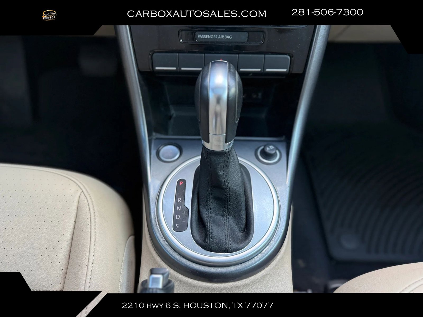 Used 2018 Volkswagen Beetle 2.0T SE FWD image 14