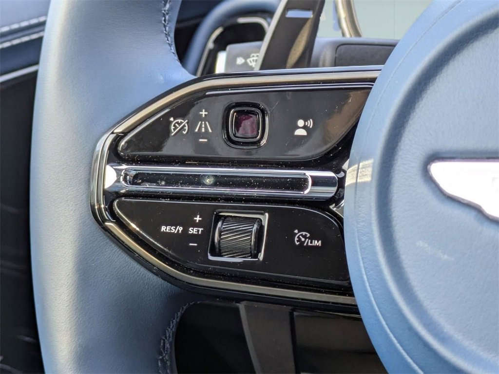 New 2025 Aston Martin DBX 707 image 21