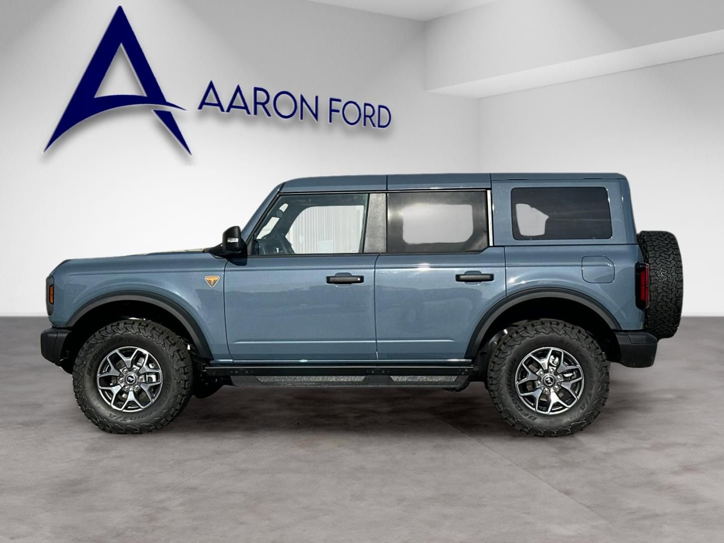 New 2025 Ford Bronco Badlands AWD/4WD image 3
