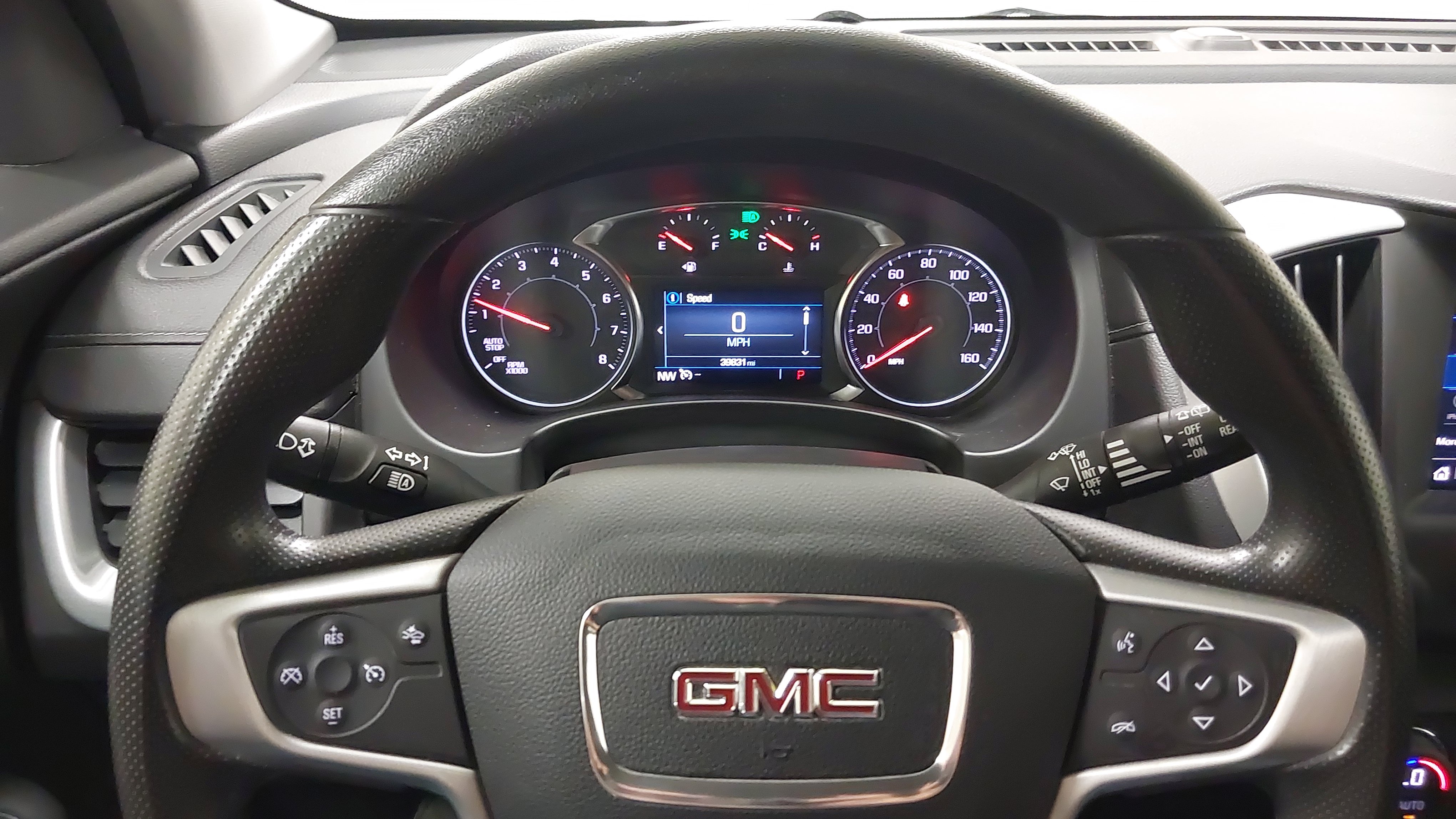 Used 2024 GMC Terrain SLE w/ Driver Convenience Package AWD/4WD image 18