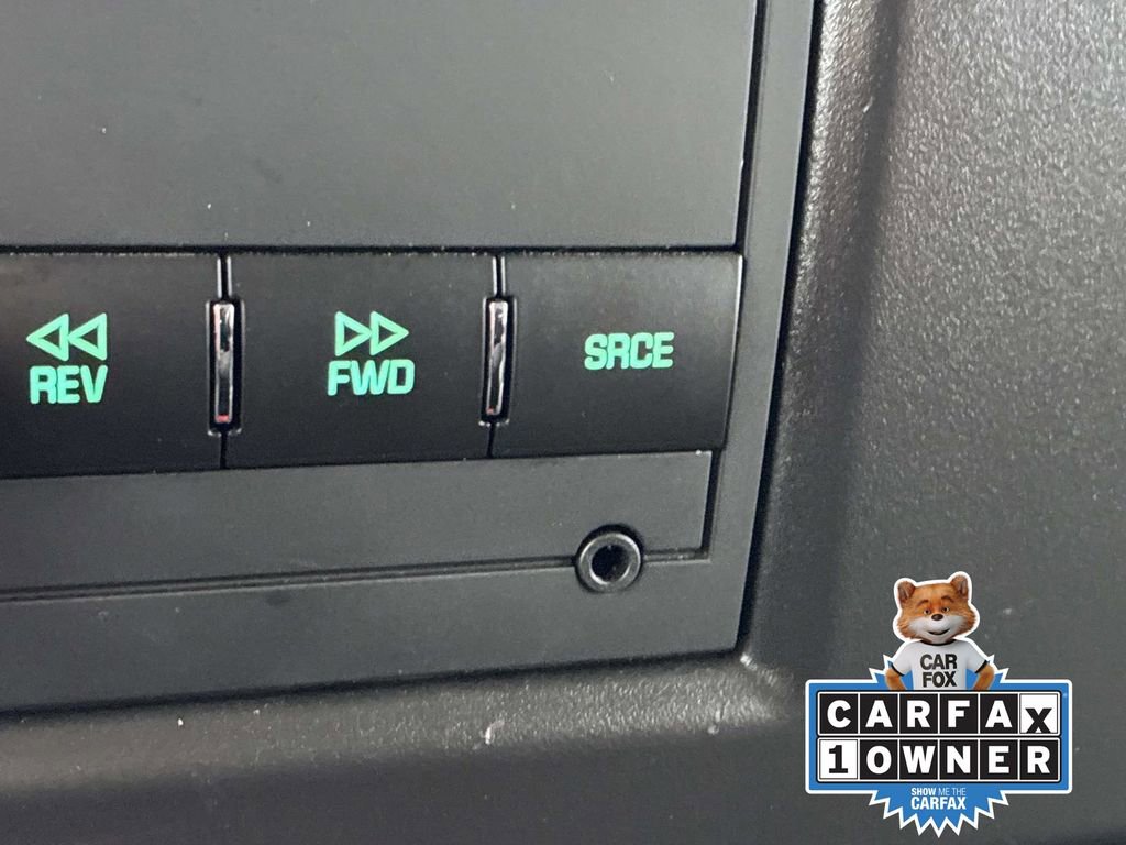 Used 2024 Chevrolet Express 2500 w/ Driver Convenience Package image 31
