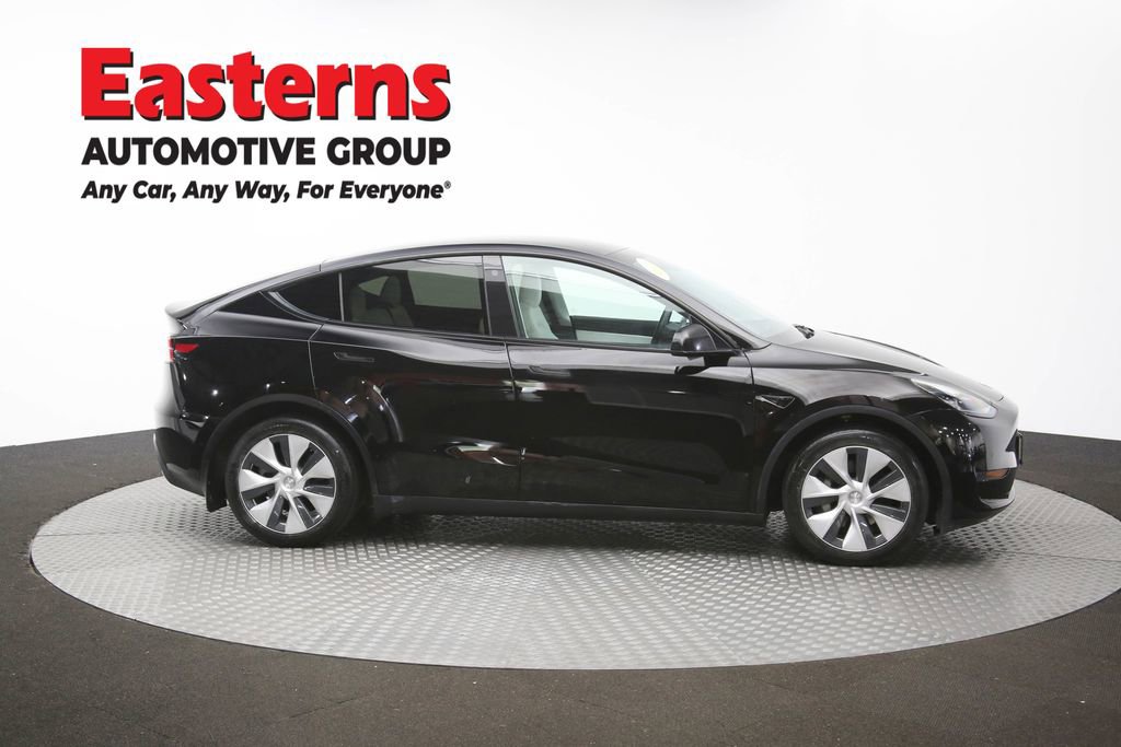 Used 2021 Tesla Model Y Long Range AWD/4WD image 40