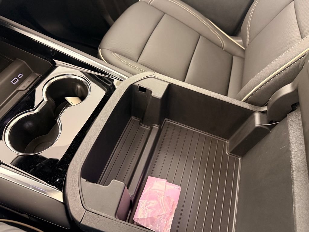 New 2026 Chevrolet Suburban Premier AWD/4WD image 42