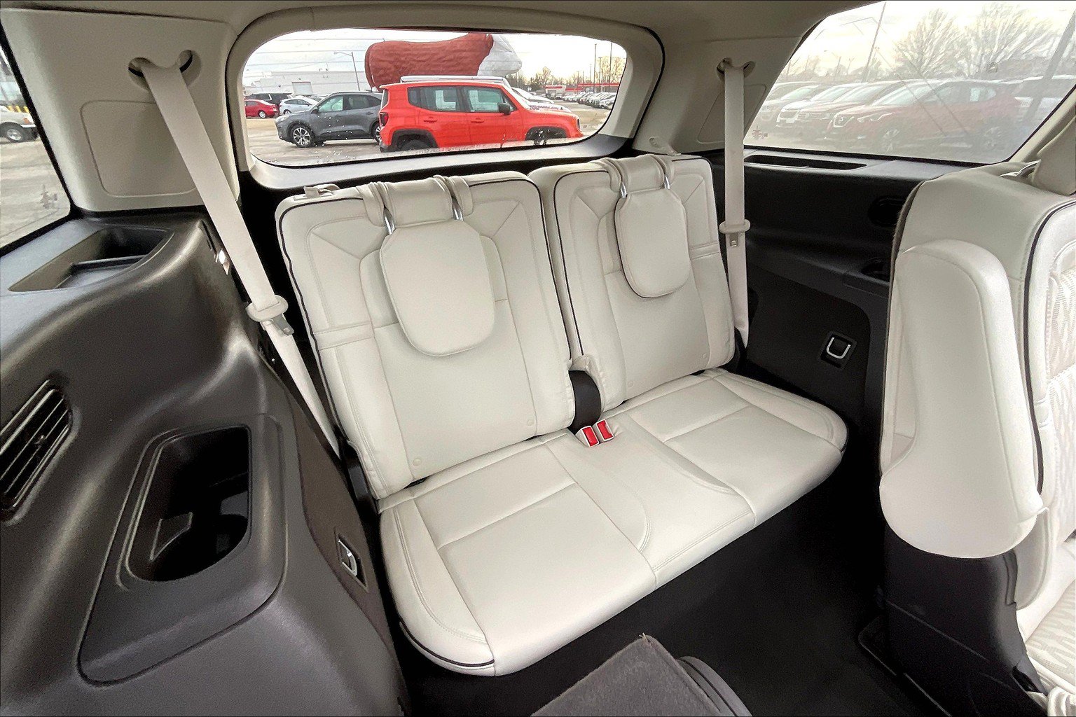 Used 2021 Lincoln Aviator Black Label Grand Touring w/ Class IV Trailer Tow Package AWD/4WD image 18