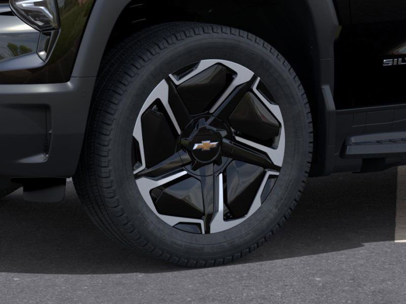 New 2026 Chevrolet Silverado EV LT image 9