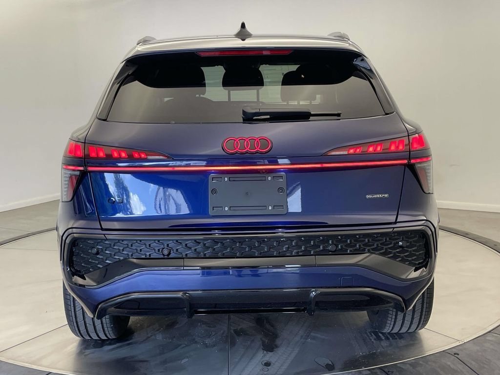 New 2026 Audi Q3 quattro 2.0T AWD/4WD image 6