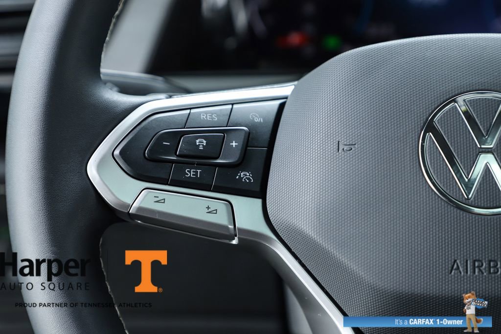 Used 2024 Volkswagen Atlas Cross Sport SE w/ Panoramic Sunroof Package image 60