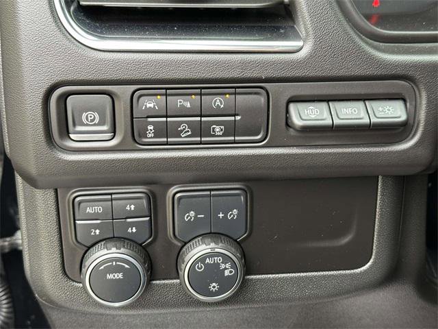 Used 2024 Chevrolet Suburban Premier w/ Premium Package 2 image 22