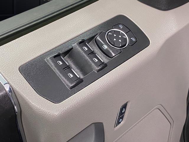 Used 2017 Ford F150 XLT w/ Trailer Tow Package image 27