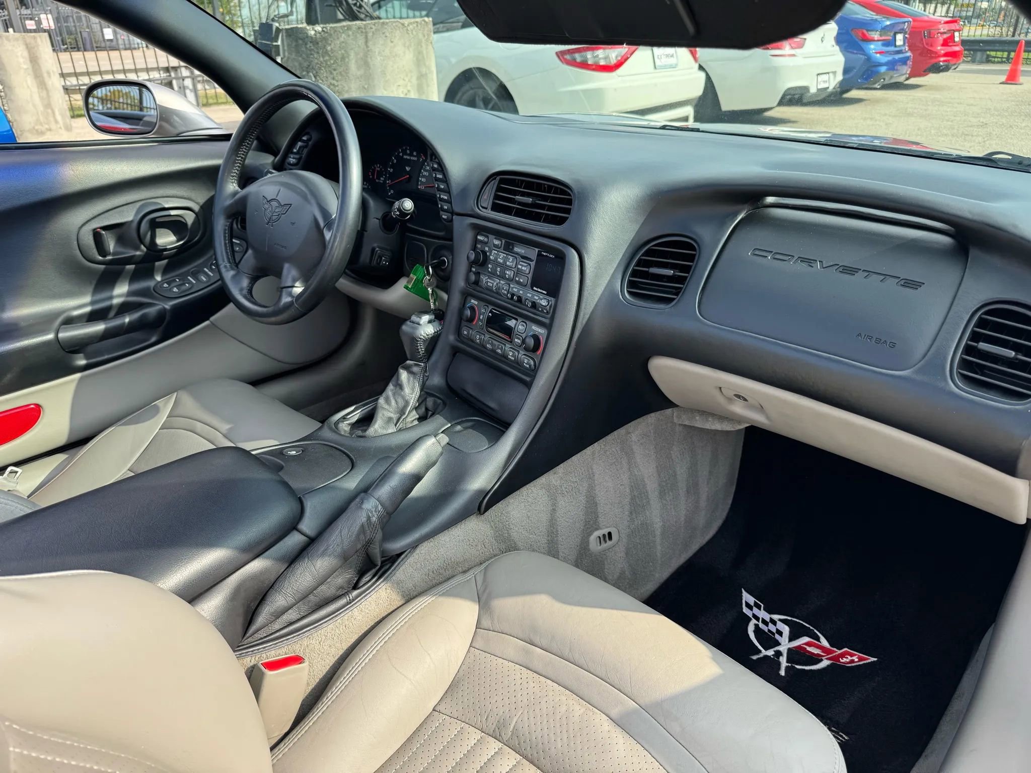 Used 2000 Chevrolet Corvette Convertible w/ Memory Pkg image 23