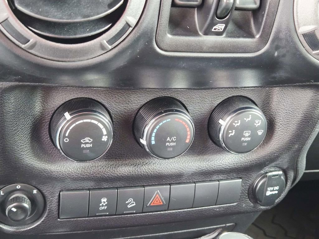 Used 2017 Jeep Wrangler Unlimited Sport w/ Quick Order Package 24S image 30