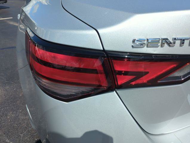 Certified 2023 Nissan Sentra S FWD image 18