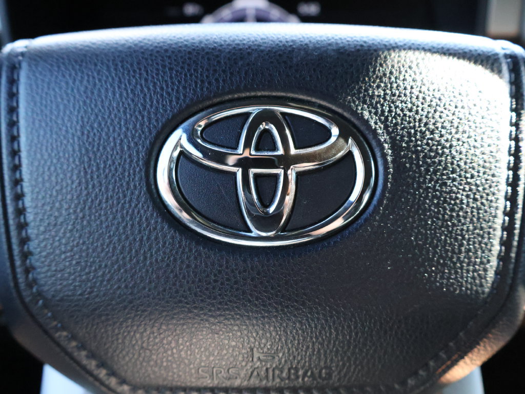 Used 2026 Toyota Tundra Limited w/ Power Package AWD/4WD image 26