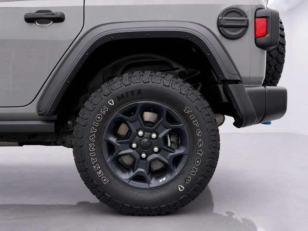 Used 2023 Jeep Wrangler Unlimited w/ Cold Weather Group AWD/4WD image 10
