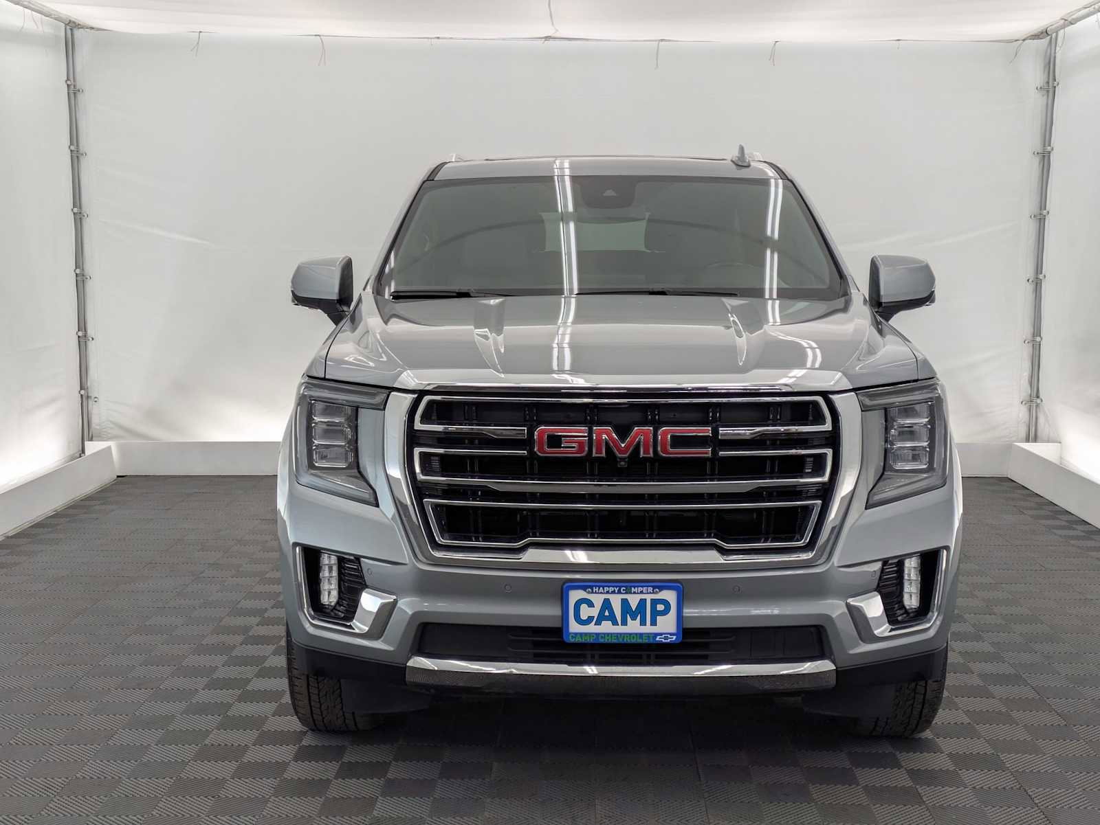 Used 2024 GMC Yukon XL SLT w/ SLT Luxury Package AWD/4WD image 9