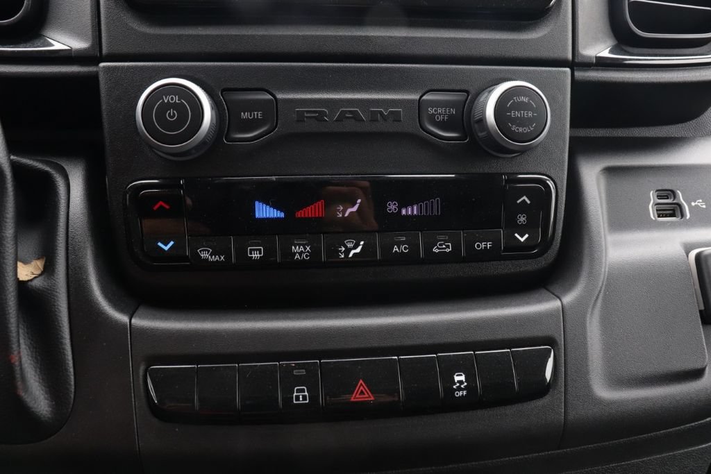 Used 2024 RAM ProMaster 1500 w/ Convenience Group FWD image 16