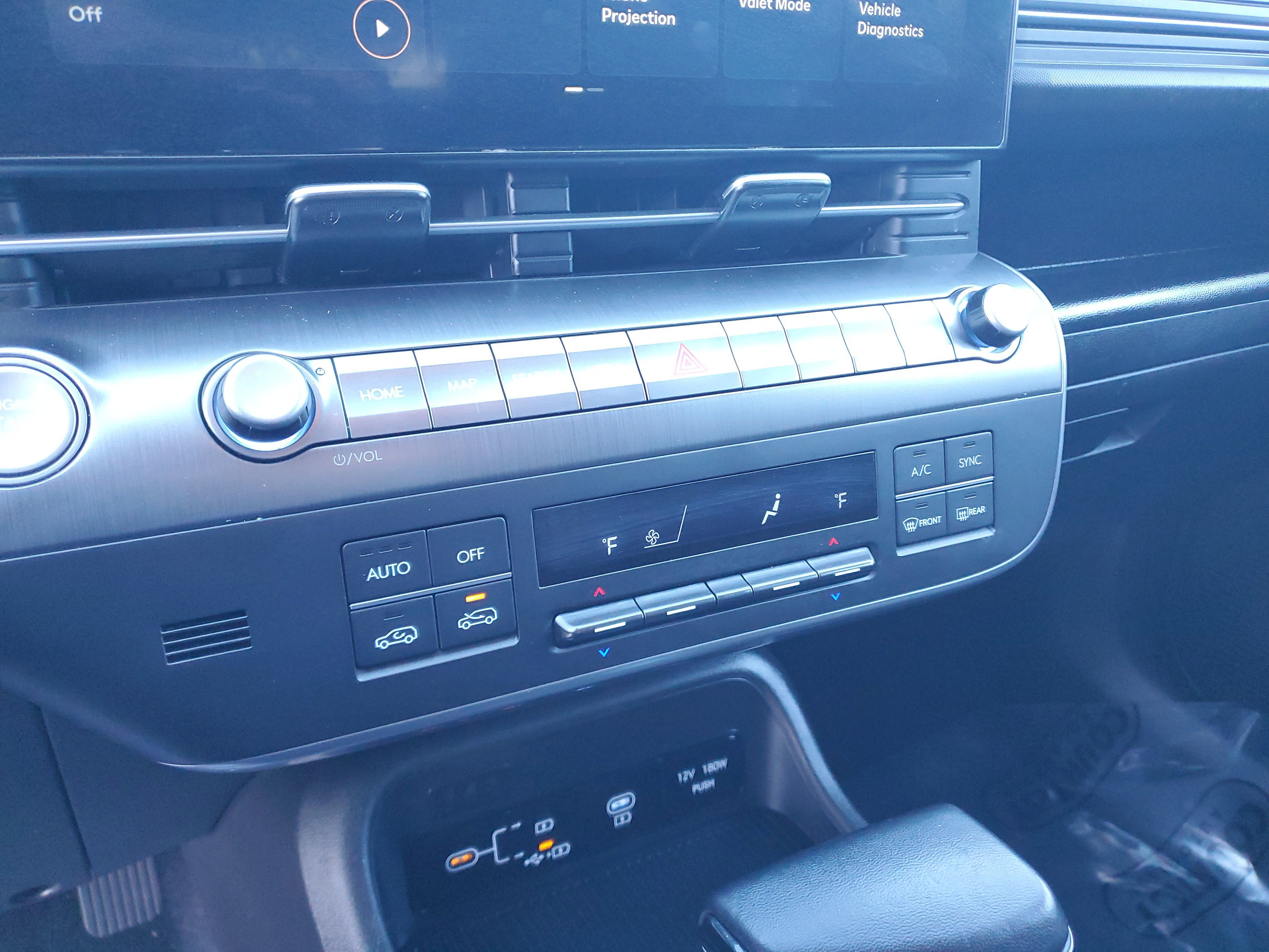 Used 2025 Hyundai Kona SEL image 23