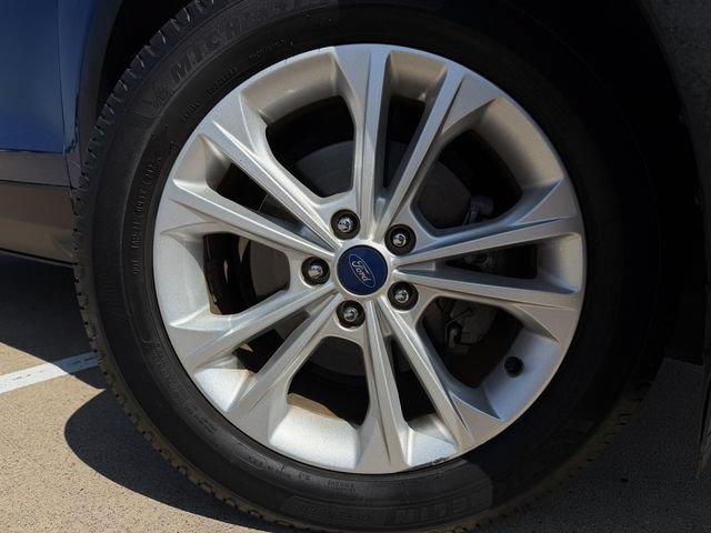 Used 2018 Ford Escape SE FWD image 10