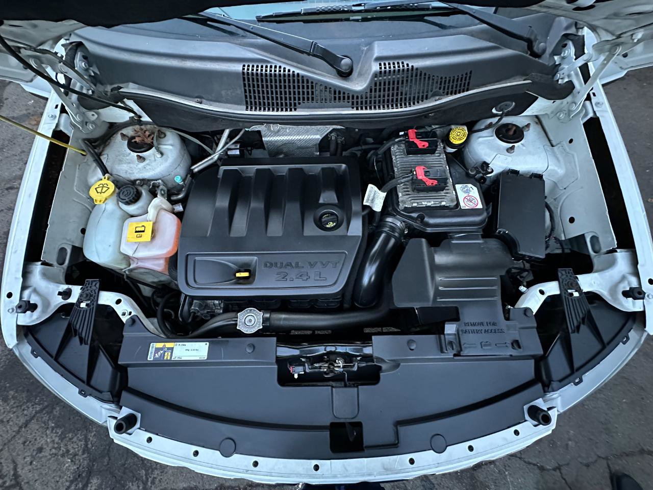 Used 2016 Jeep Compass Latitude image 2