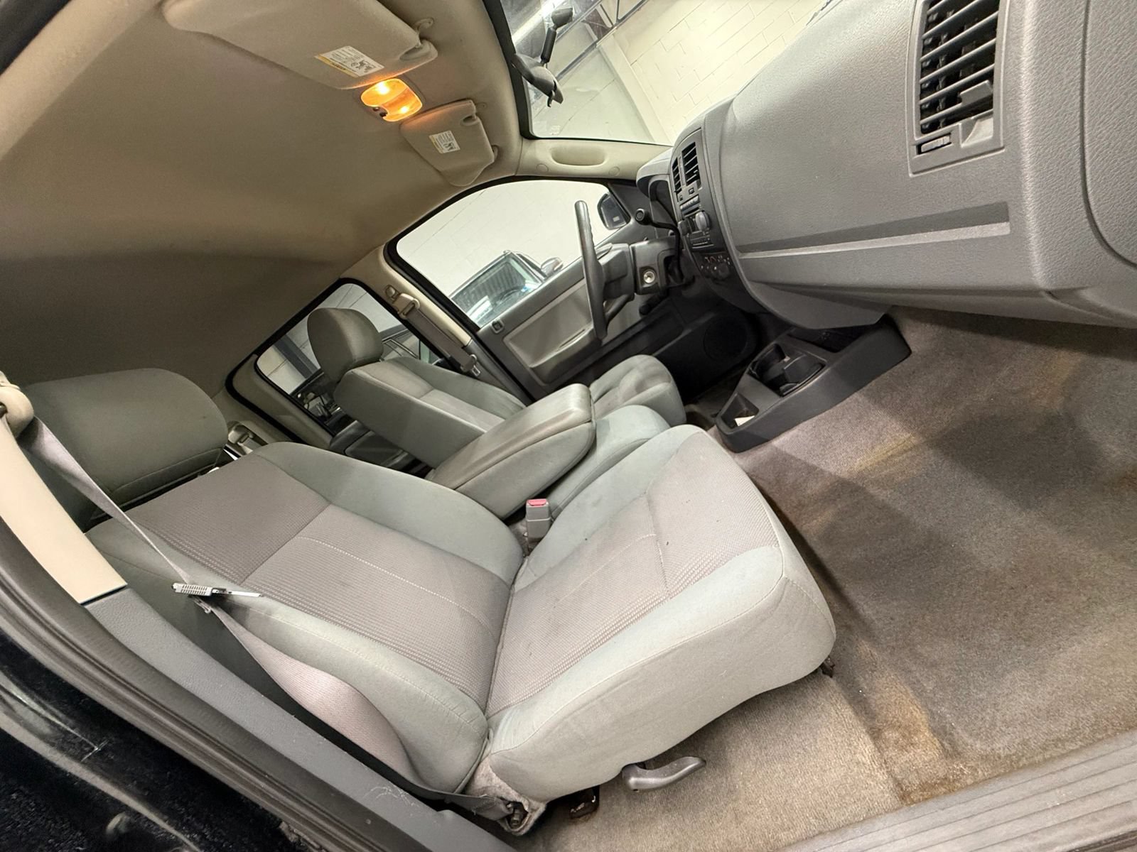 Used 2005 Dodge Dakota ST RWD image 24