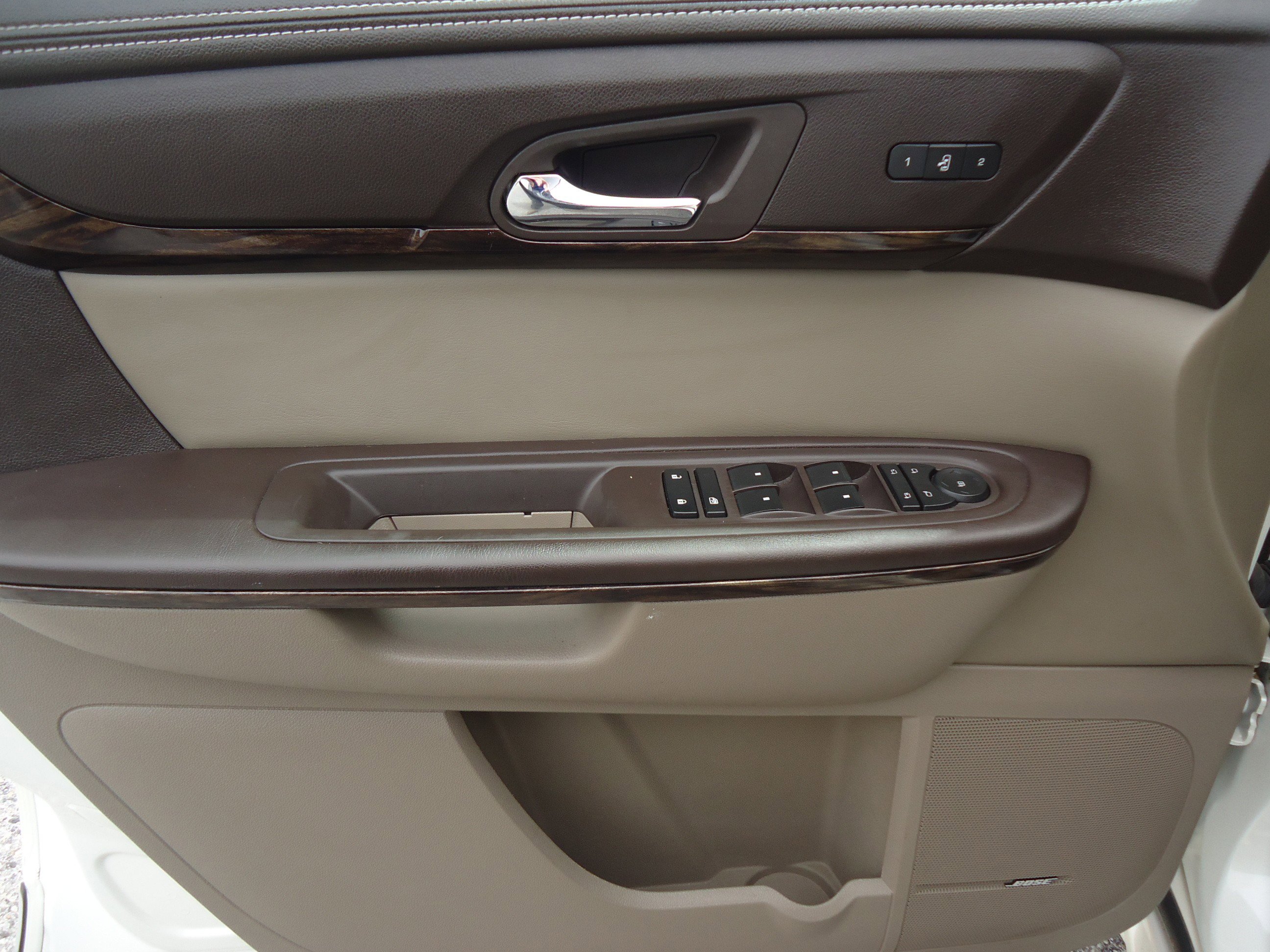 Used 2015 GMC Acadia Denali AWD/4WD image 23