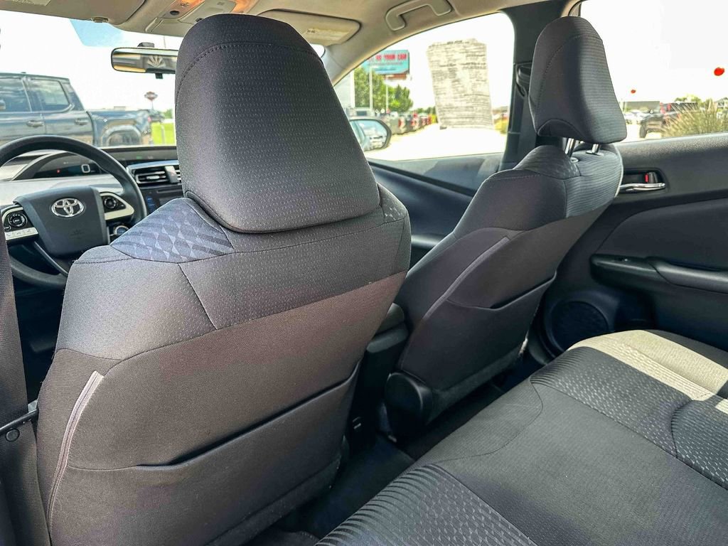 Used 2016 Toyota Prius Two FWD image 17