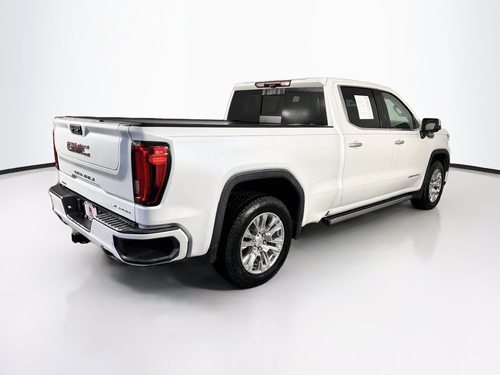 Used 2024 GMC Sierra 1500 Denali w/ Technology Package AWD/4WD image 10