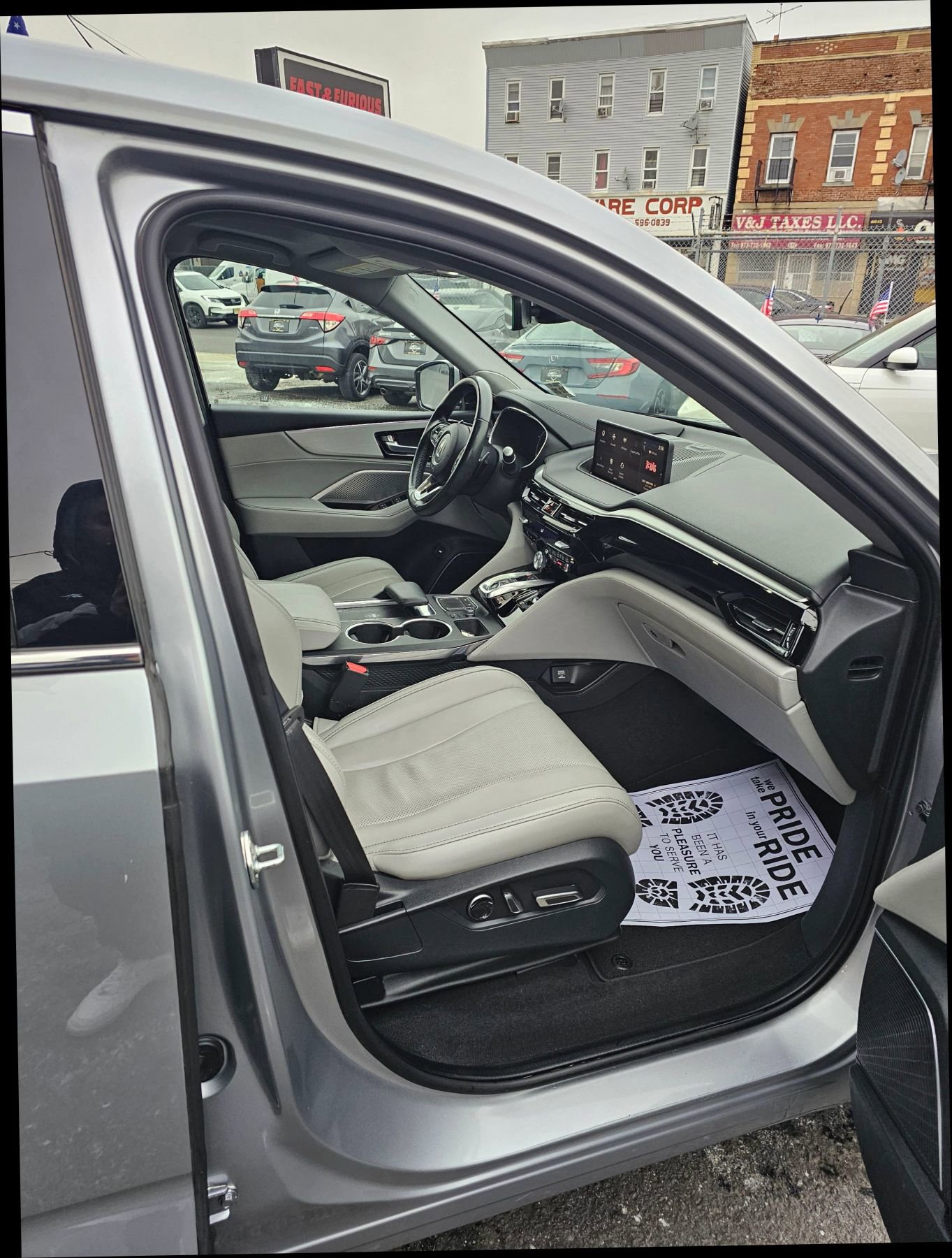 Used 2022 Acura MDX SH-AWD w/ Technology Package image 8