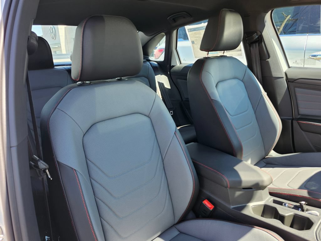 New 2027 Volkswagen Jetta GLI Autobahn FWD image 14