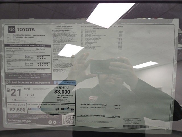 New 2025 Toyota Tacoma TRD Off-Road image 7