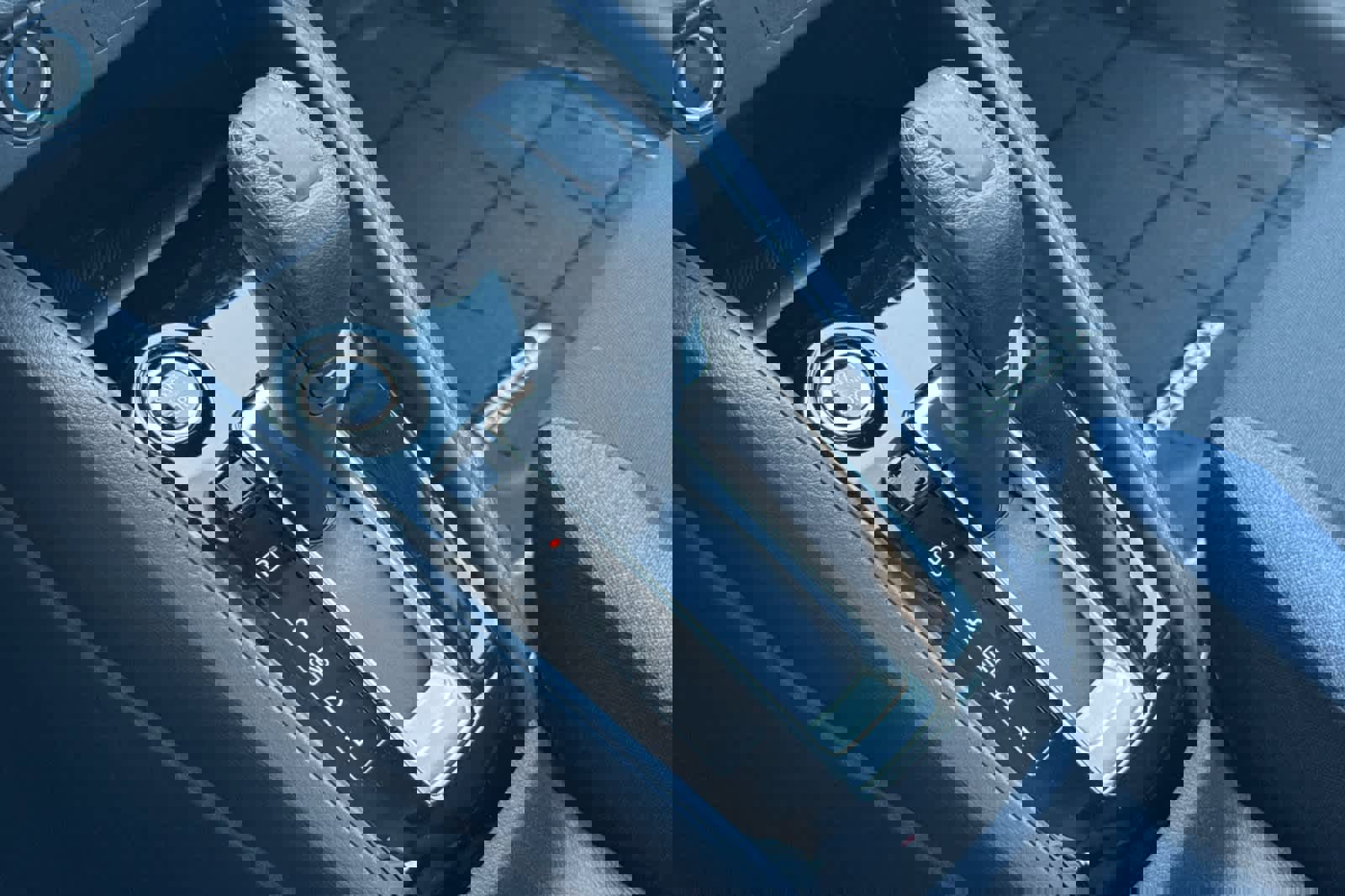 New 2025 Nissan Versa SV w/ Trunk Package image 20