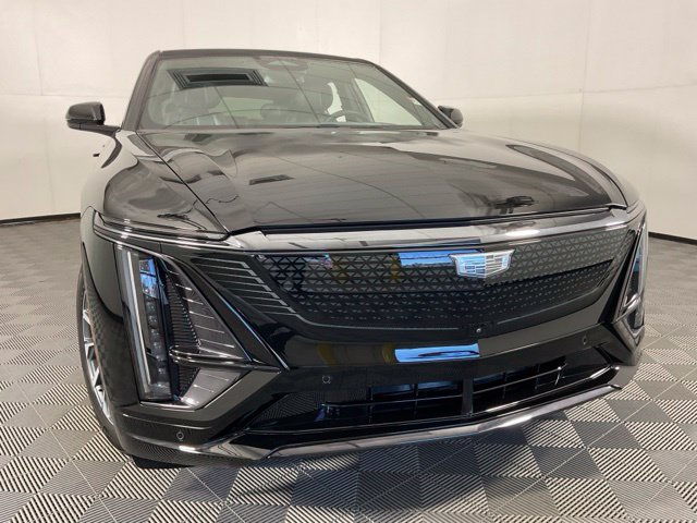 Certified 2024 Cadillac Lyriq Sport w/ LPO, Floor Liner Package AWD/4WD image 8