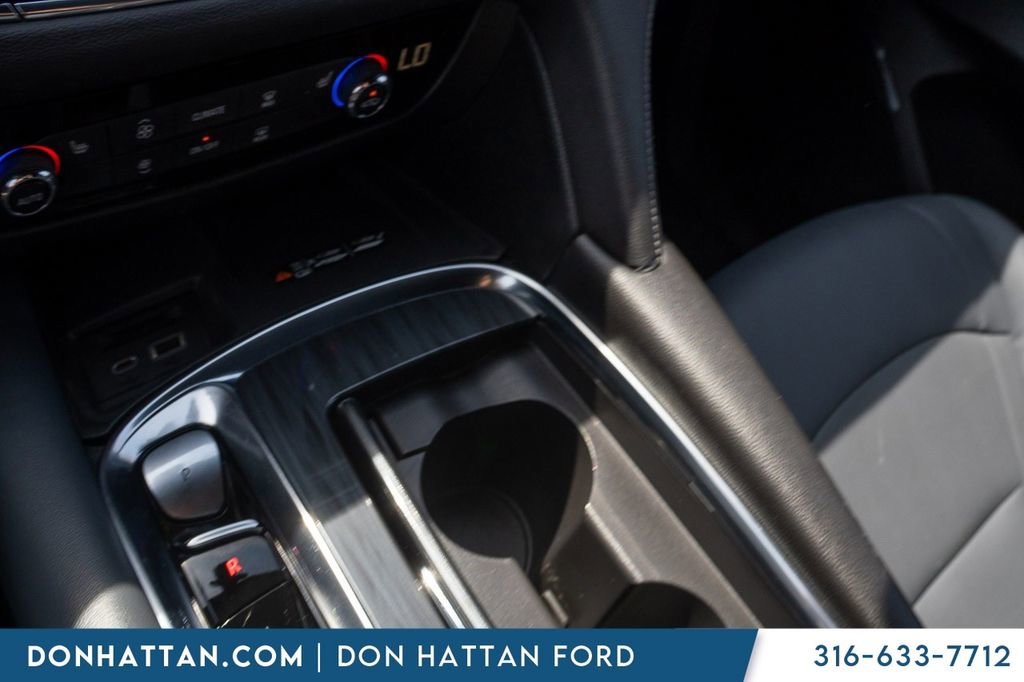 Used 2024 Buick Enclave Essence w/ Sport Touring Edition image 12