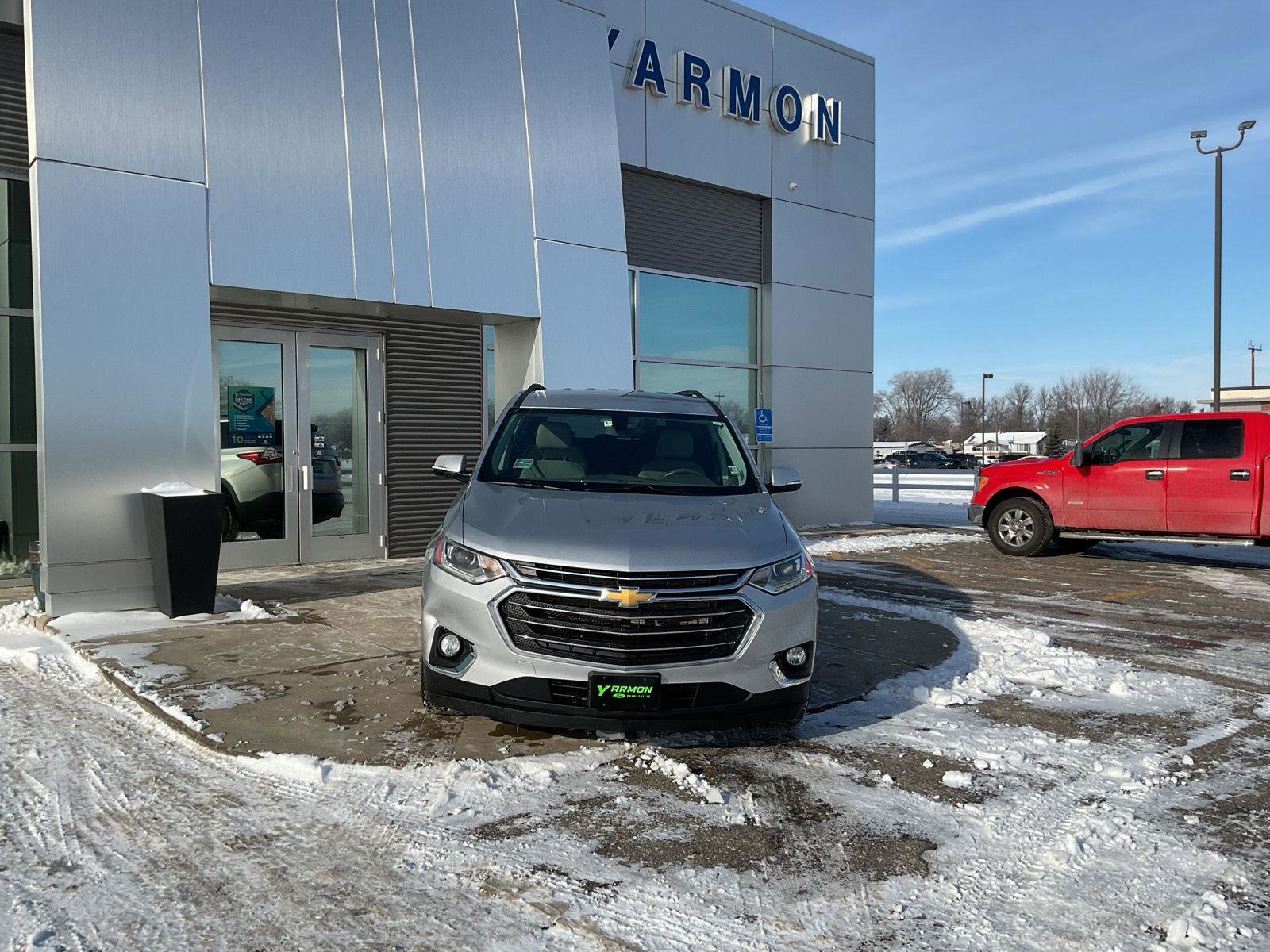 Used 2020 Chevrolet Traverse LT image 6