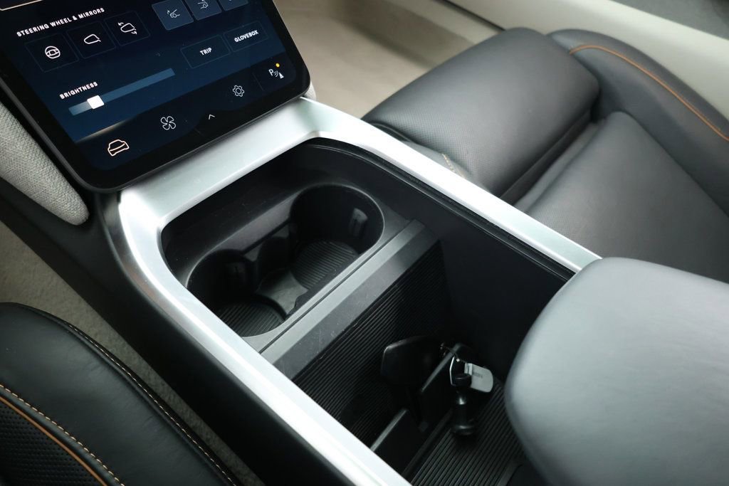 Used 2023 Lucid Air Touring image 15