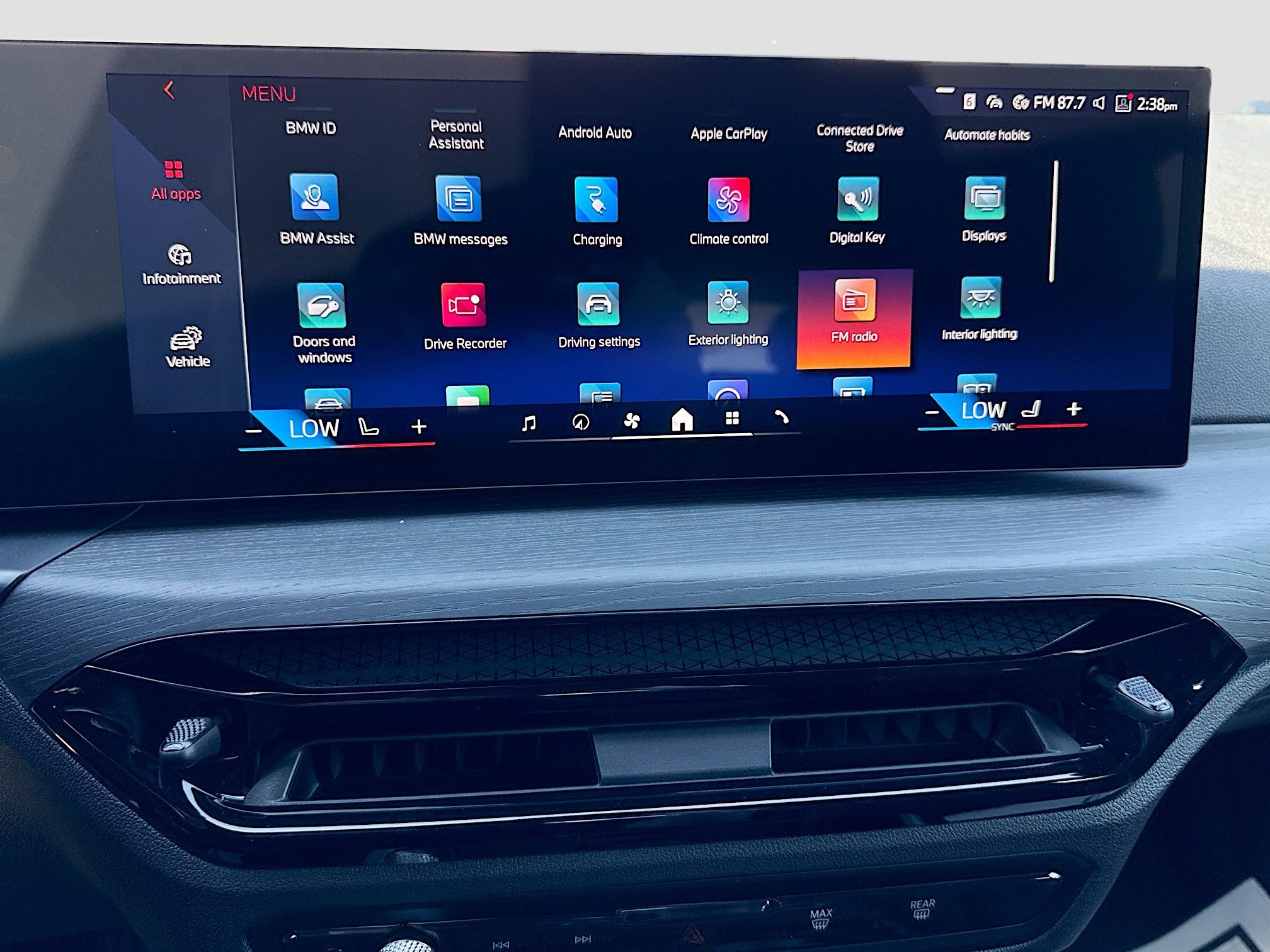 New 2026 BMW i4 eDrive40 w/ Parking Assistance Package image 30