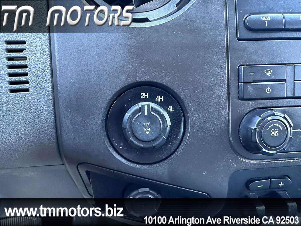 Used 2014 Ford F250 XL w/ XL Appearance Package AWD/4WD image 9
