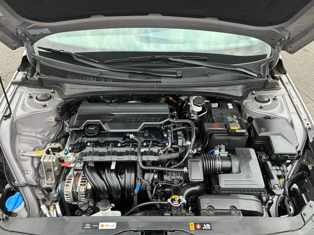 Used 2023 Hyundai Elantra SEL w/ Convenience Package FWD image 10
