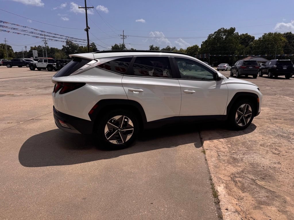 Used 2025 Hyundai Tucson SEL FWD image 14