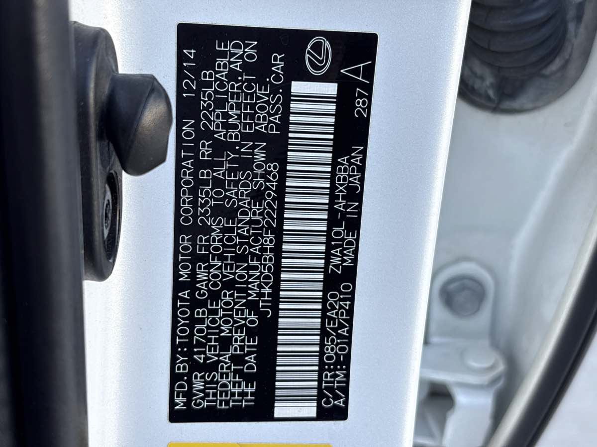 Used 2015 Lexus CT 200h FWD image 29