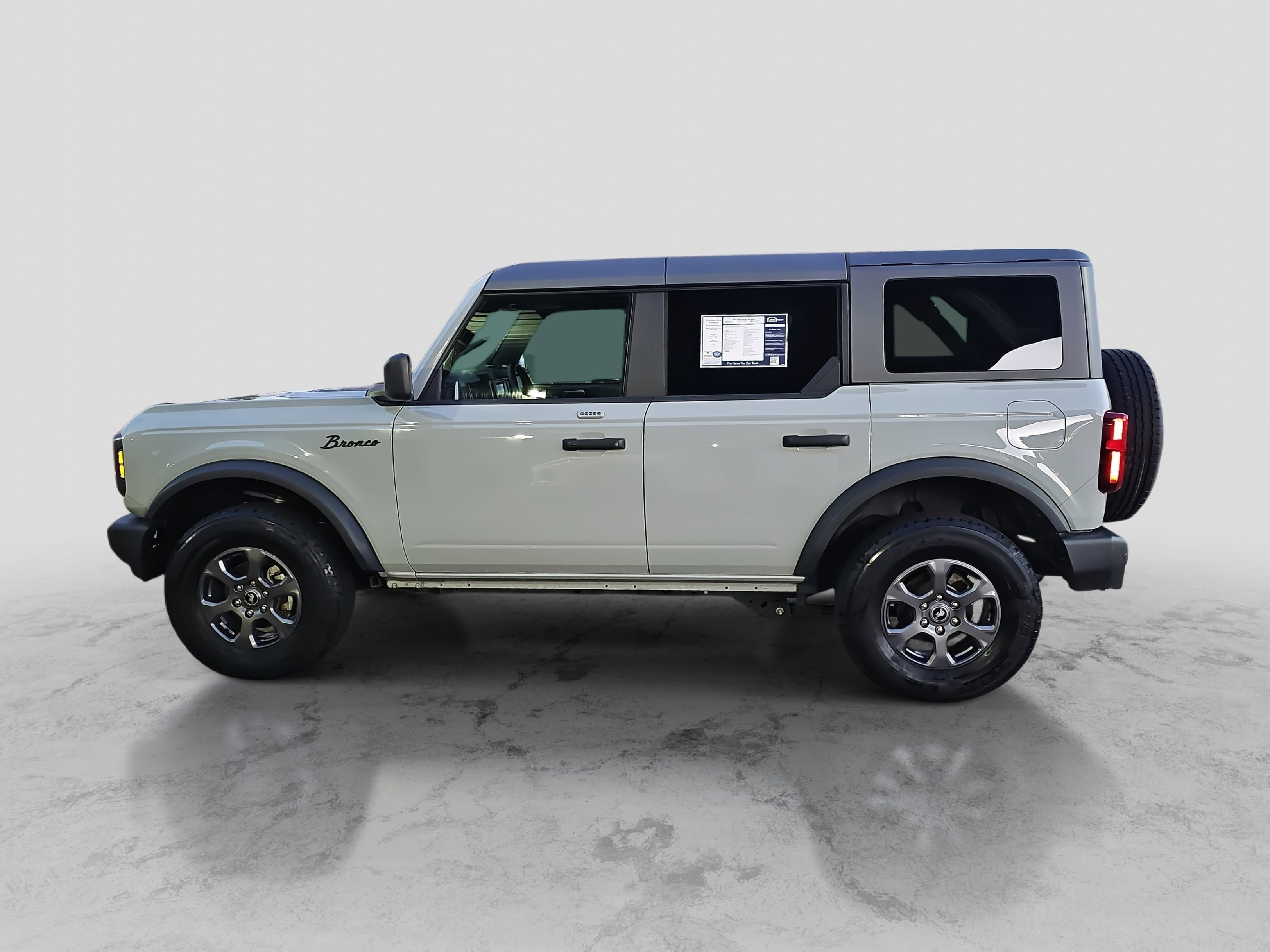 Used 2023 Ford Bronco Big Bend image 8