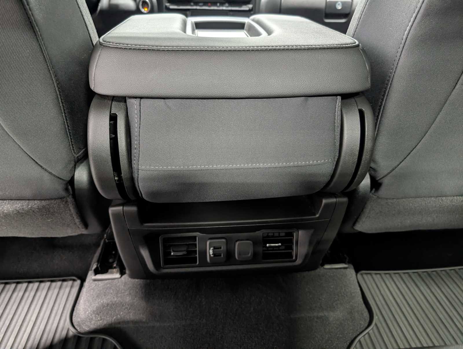 Certified 2020 GMC Sierra 1500 SLE w/ SLE Value Package AWD/4WD image 23