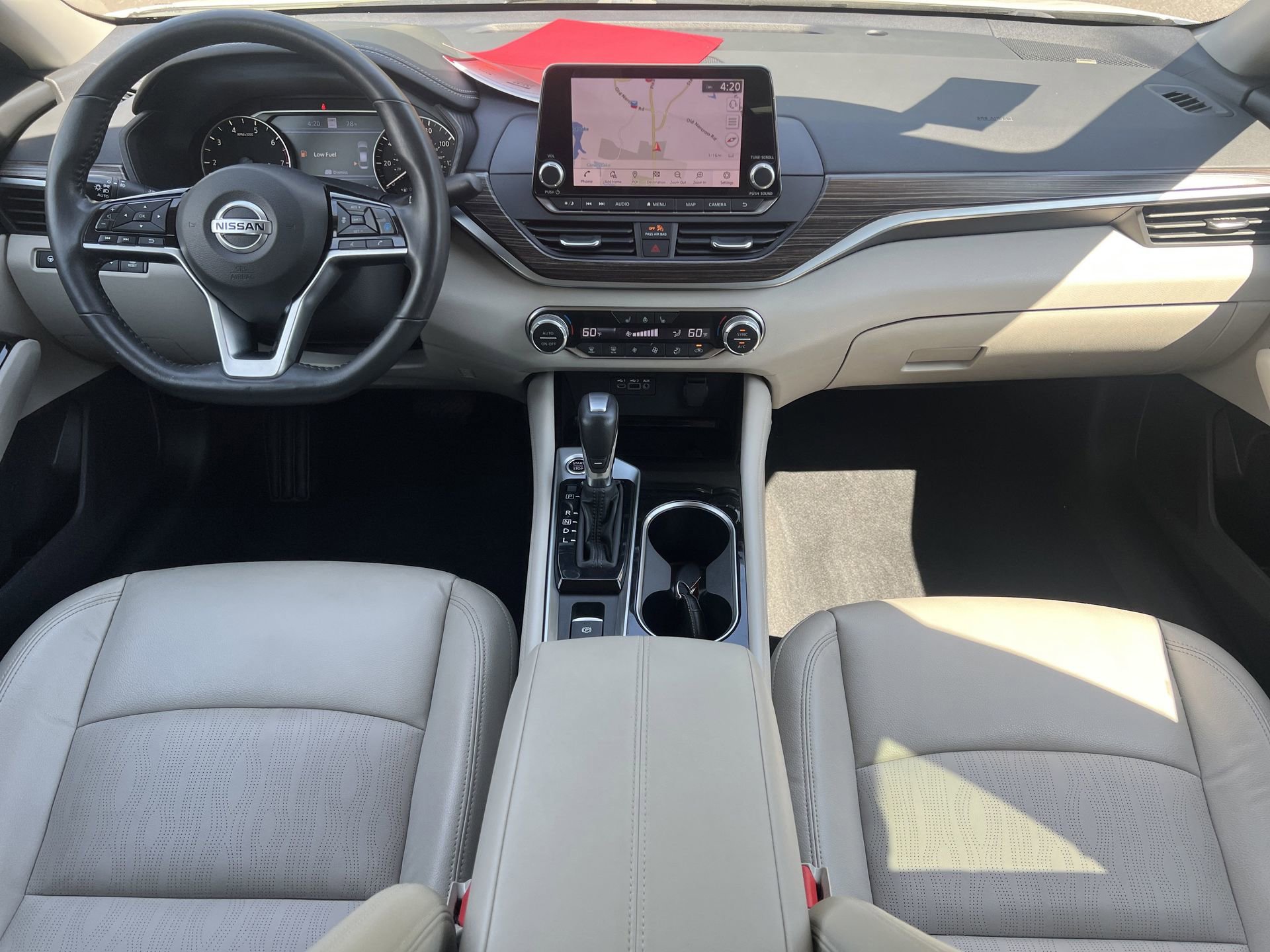 Used 2022 Nissan Altima 2.5 SL FWD image 2