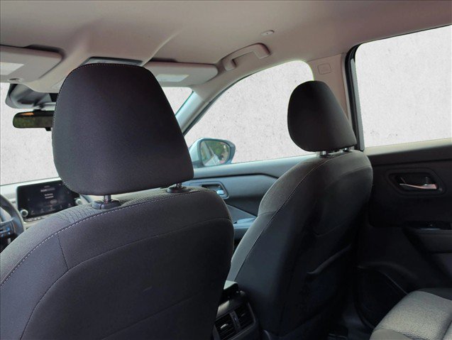 Used 2024 Nissan Rogue SV AWD/4WD image 18