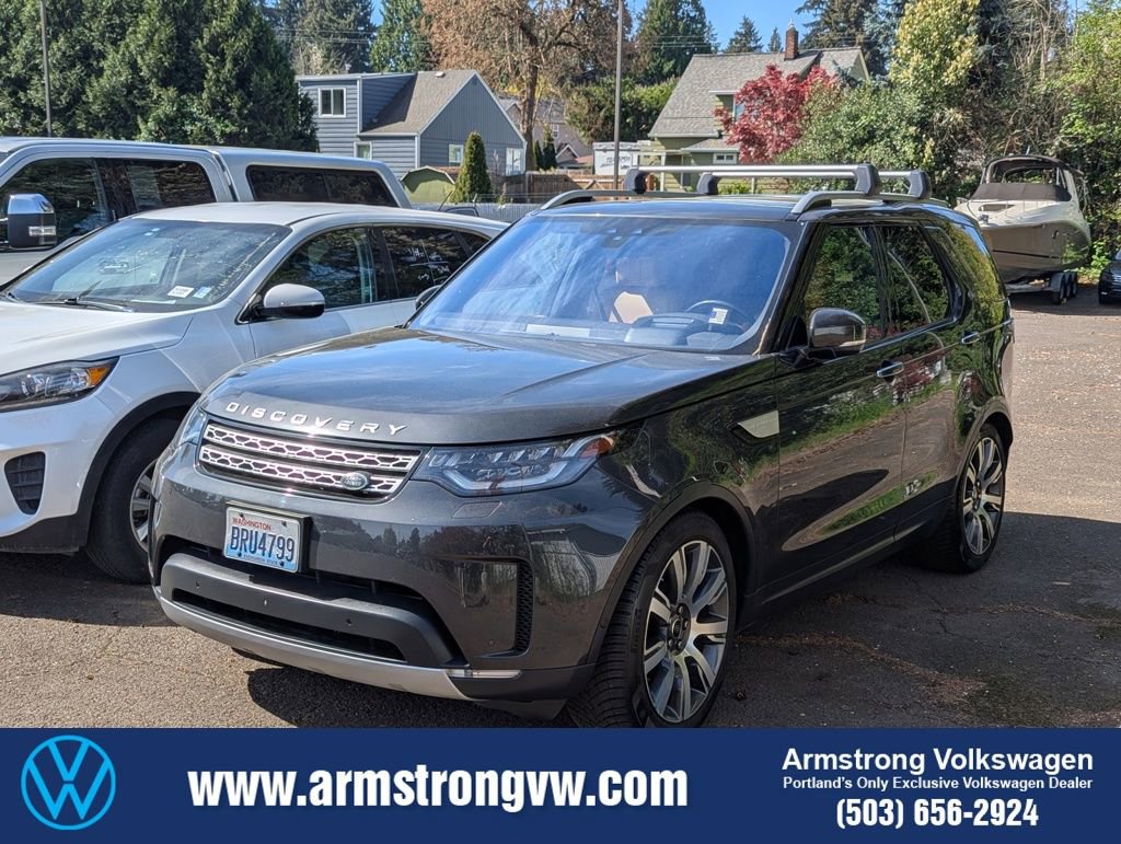 Used 2017 Land Rover Discovery HSE Luxury image 1